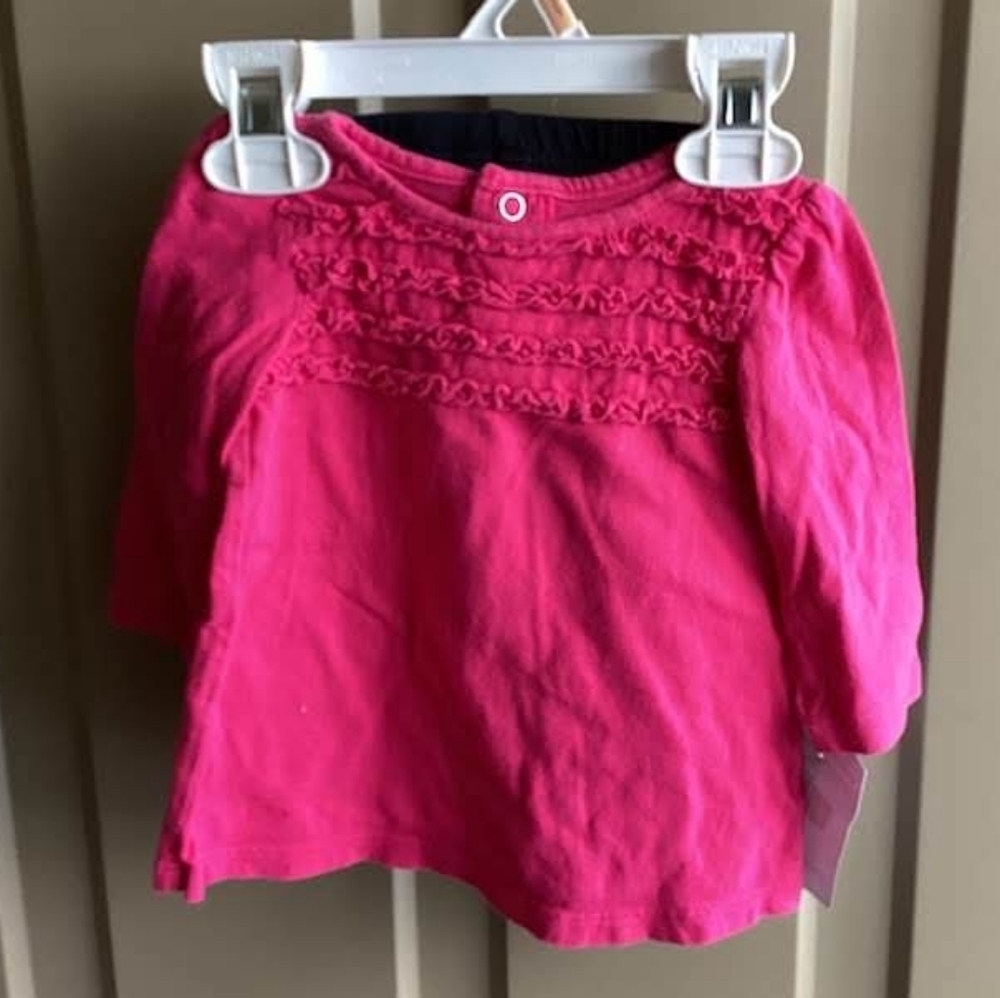 💜3/$15 5/$20 7/$25💜Girls Sz 3-6 Month Outfit